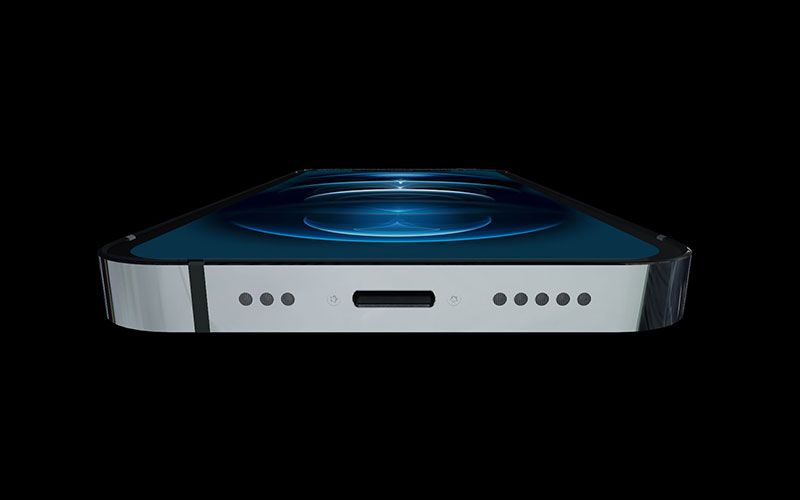 Cristian Boiardi - iPhone 12 Pro - mockup